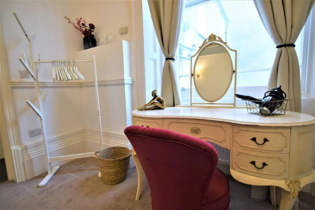 Flash Sales Offer - Any Week Day No Minimum Night Restrictions Central Hove 1 Bedroom Flat Bn38Bru02 Brighton Exterior photo