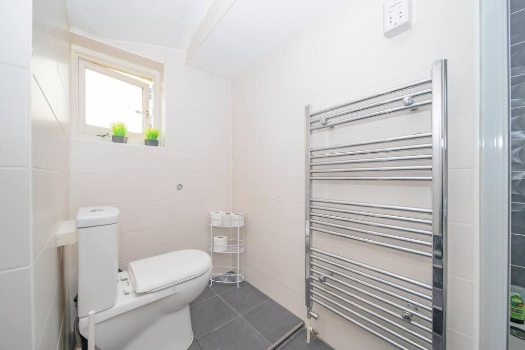 Flash Sales Offer - Any Week Day No Minimum Night Restrictions Central Hove 1 Bedroom Flat Bn38Bru02 Brighton Exterior photo